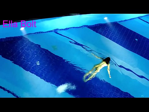 ❤️ Non posso smettere di guardare, giovane bionda catturata nuotare nuda nella piscina del resort ELLA BOLT Video di sessoal it.appassistance.ru ❌️