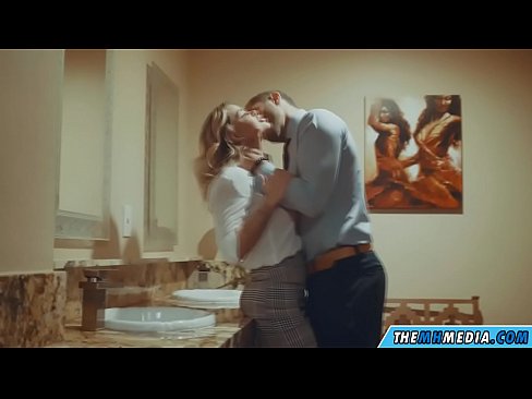 ❤️ Quando una bionda formosa ti seduce in un bagno pubblico Video di sessoal it.appassistance.ru ❌️